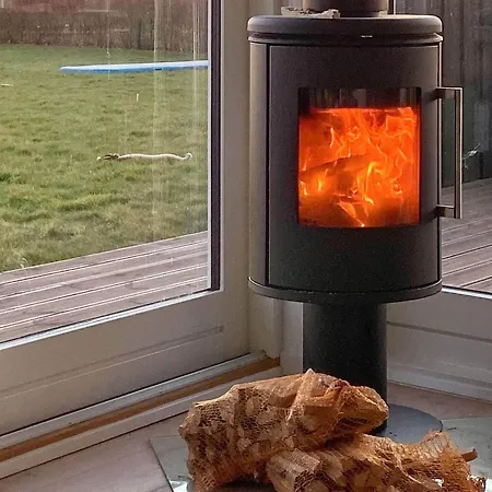 9 Person In Otterup-by Traum