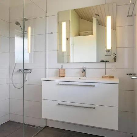 9 Person In Otterup-by Traum * Otterup